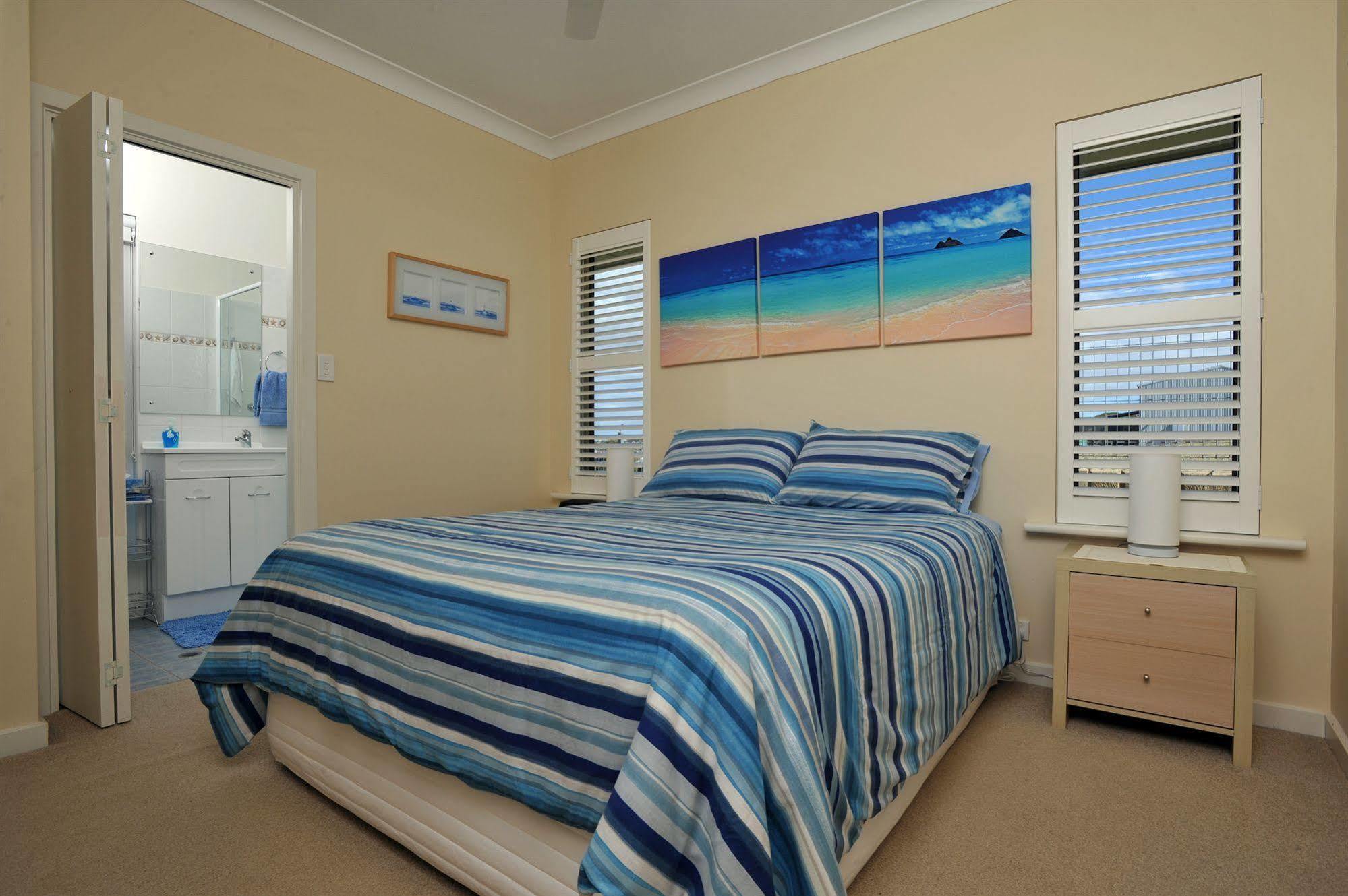Searenity Holiday Accommodation Emu Bay Екстер'єр фото