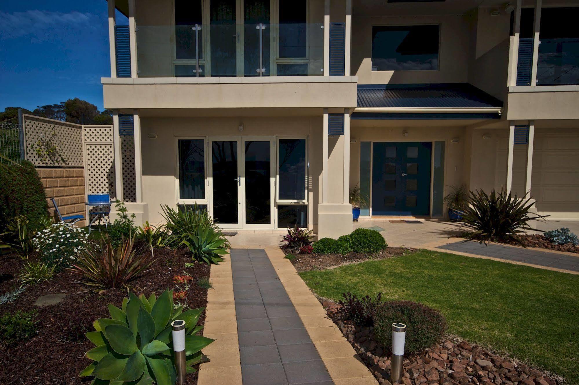 Searenity Holiday Accommodation Emu Bay Екстер'єр фото