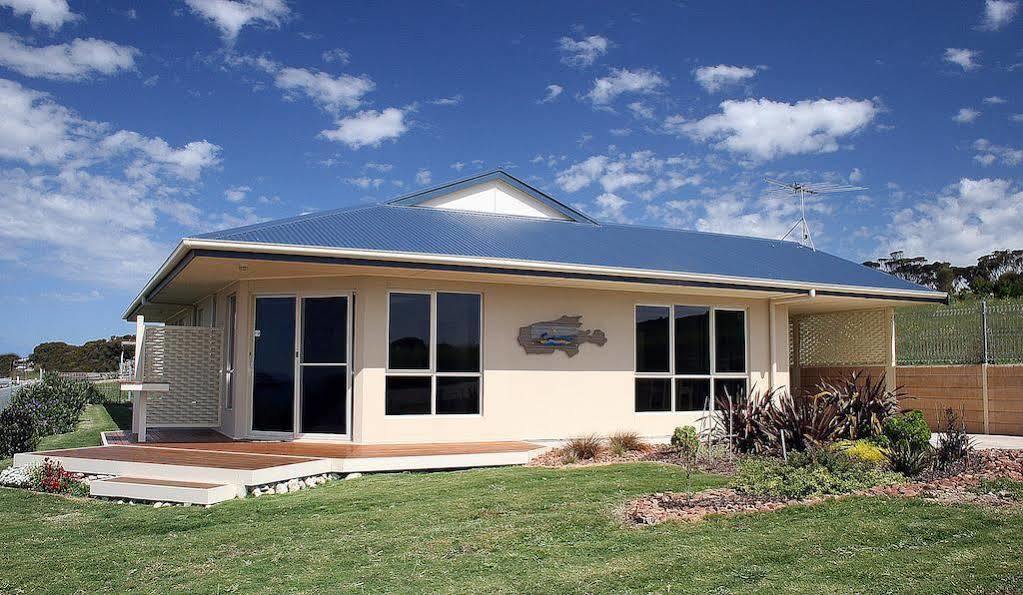 Searenity Holiday Accommodation Emu Bay Екстер'єр фото